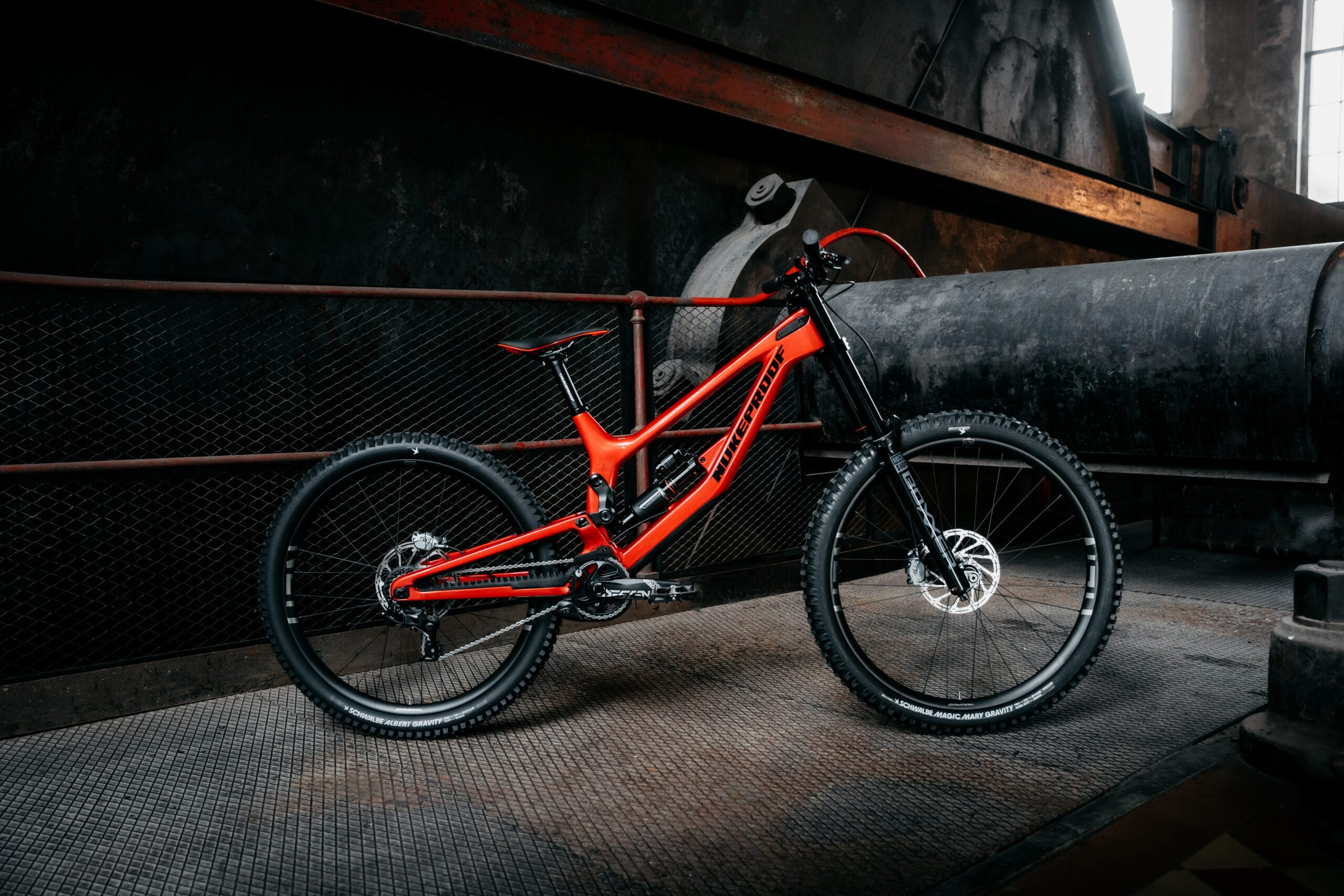 Nukeproof Dissent Carbon Pro GX DH7